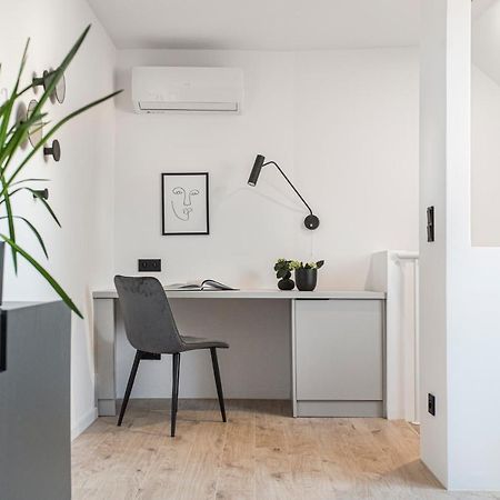As-Home Dwupoziomowy Apartament Przy Dworcu Pkp Parking Free Вроцлав Екстер'єр фото